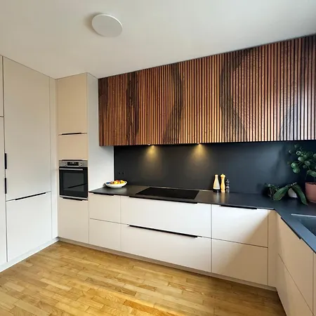 Сasa de vacaciones La Maison D Ernest, Avec Jardin, A Deux Pas De La Gare Rennes